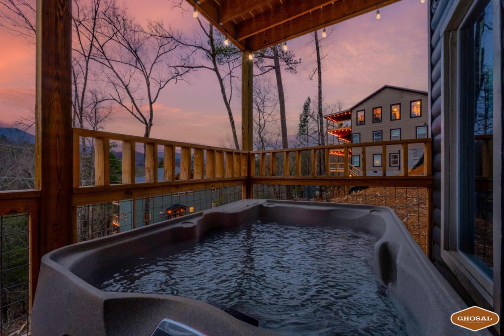 Tranquil Mountain Getaway By Ghosal Luxury Lodging Gatlinburg Εξωτερικό φωτογραφία